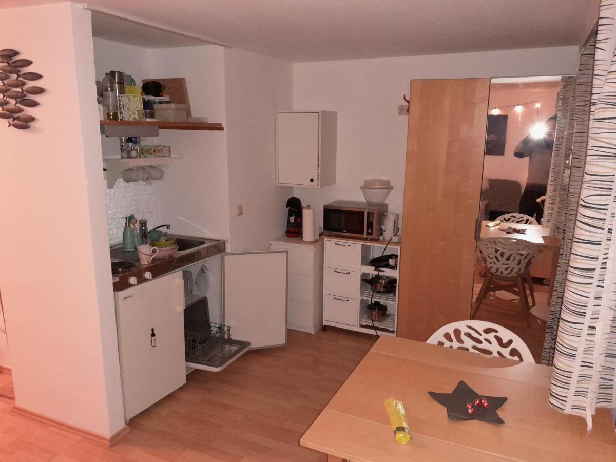 Apartment Mit Kueche Und Balkon Oder Terrasse, Ruhig Und Gut Erreichbar ピディング エクステリア 写真