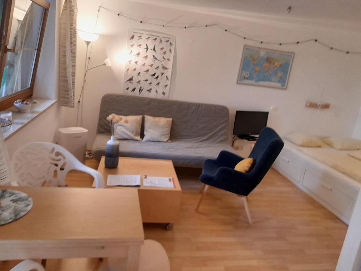 Apartment Mit Kueche Und Balkon Oder Terrasse, Ruhig Und Gut Erreichbar ピディング エクステリア 写真