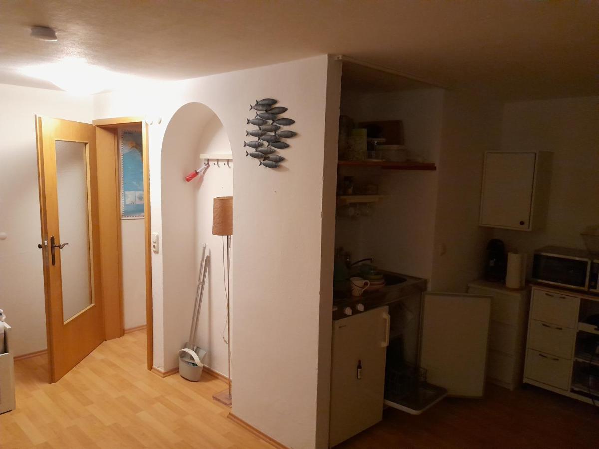 Apartment Mit Kueche Und Balkon Oder Terrasse, Ruhig Und Gut Erreichbar ピディング エクステリア 写真