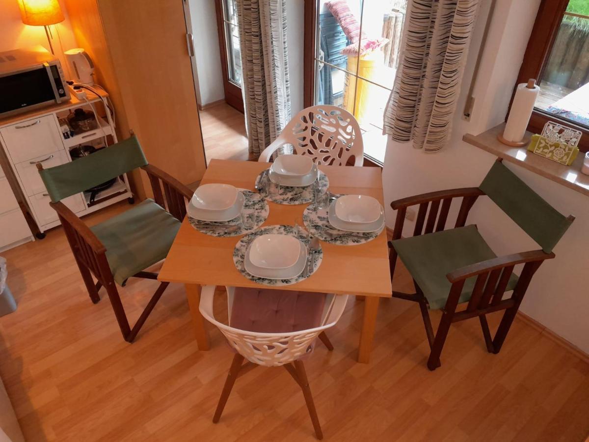 Apartment Mit Kueche Und Balkon Oder Terrasse, Ruhig Und Gut Erreichbar ピディング エクステリア 写真