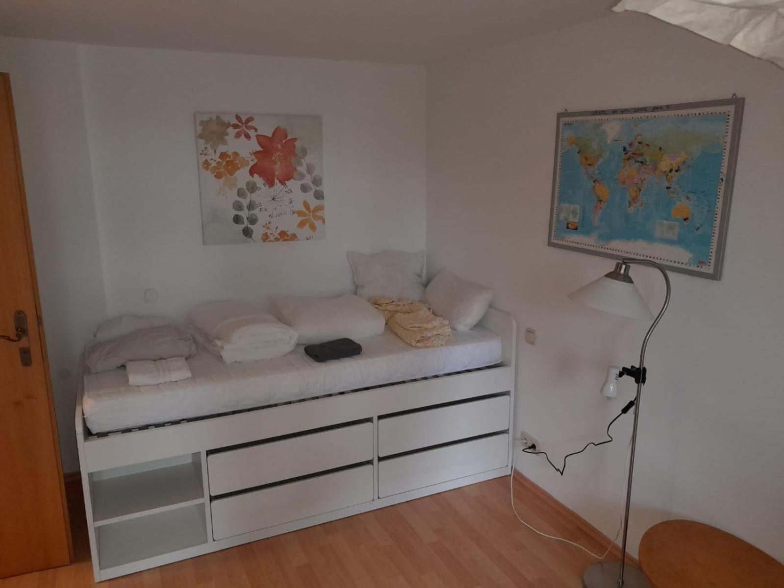 Apartment Mit Kueche Und Balkon Oder Terrasse, Ruhig Und Gut Erreichbar ピディング エクステリア 写真